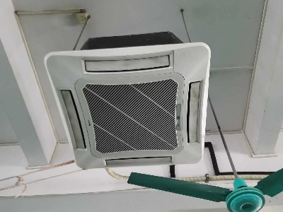 專業回收舊設備空調電器制冷機收購 商用風管機回收酒店商超用