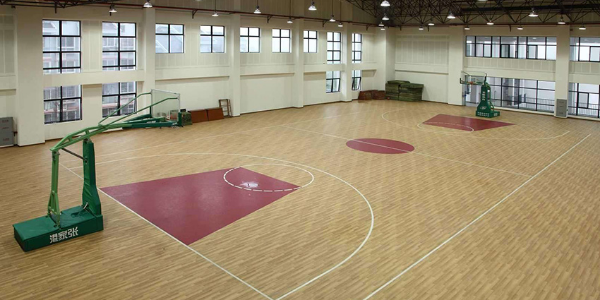 上海越邦機(jī)電設(shè)備有限公司是專為酒店、辦公場(chǎng)所、商場(chǎng)、醫(yī)院、中、高檔公寓、別墅、等提供舒適、健康、智能環(huán)境解決方案的專業(yè)公司，以商用中央空調(diào)安裝技術(shù)為核心，提供制冷制暖設(shè)備及選型設(shè)計(jì)安裝售后、新風(fēng)排風(fēng)設(shè)備及選型設(shè)計(jì)安裝售后、空氣能中央熱水設(shè)備及選型設(shè)計(jì)安裝售后等安裝性服務(wù)。專注于為企業(yè)辦公中央空調(diào)，酒店中央空調(diào)，餐廳中央空調(diào)，商場(chǎng)中央空調(diào)，辦公樓中央空調(diào)，醫(yī)院中央空調(diào)，超市中央空調(diào)，門店中央空調(diào)，寫字樓中央空調(diào)等場(chǎng)所制定適合自己的中央空調(diào)安裝，如有需求，歡迎來(lái)電咨詢17717677281。越邦機(jī)電原創(chuàng)文章，抄襲必究，轉(zhuǎn)載請(qǐng)注明出處并附帶本文鏈接