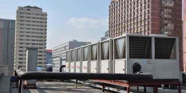 空氣能熱泵采暖一天要耗多少電？