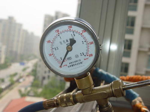 為什么中央空調要抽真空？