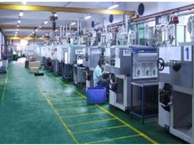 上海東波爾斯廠房新風(fēng)機(jī)組安裝工程