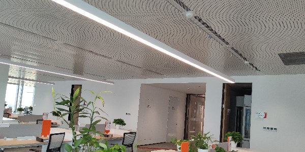 中央空調出風口百葉怎么調角度 中央空調出風口一般選什么角度的